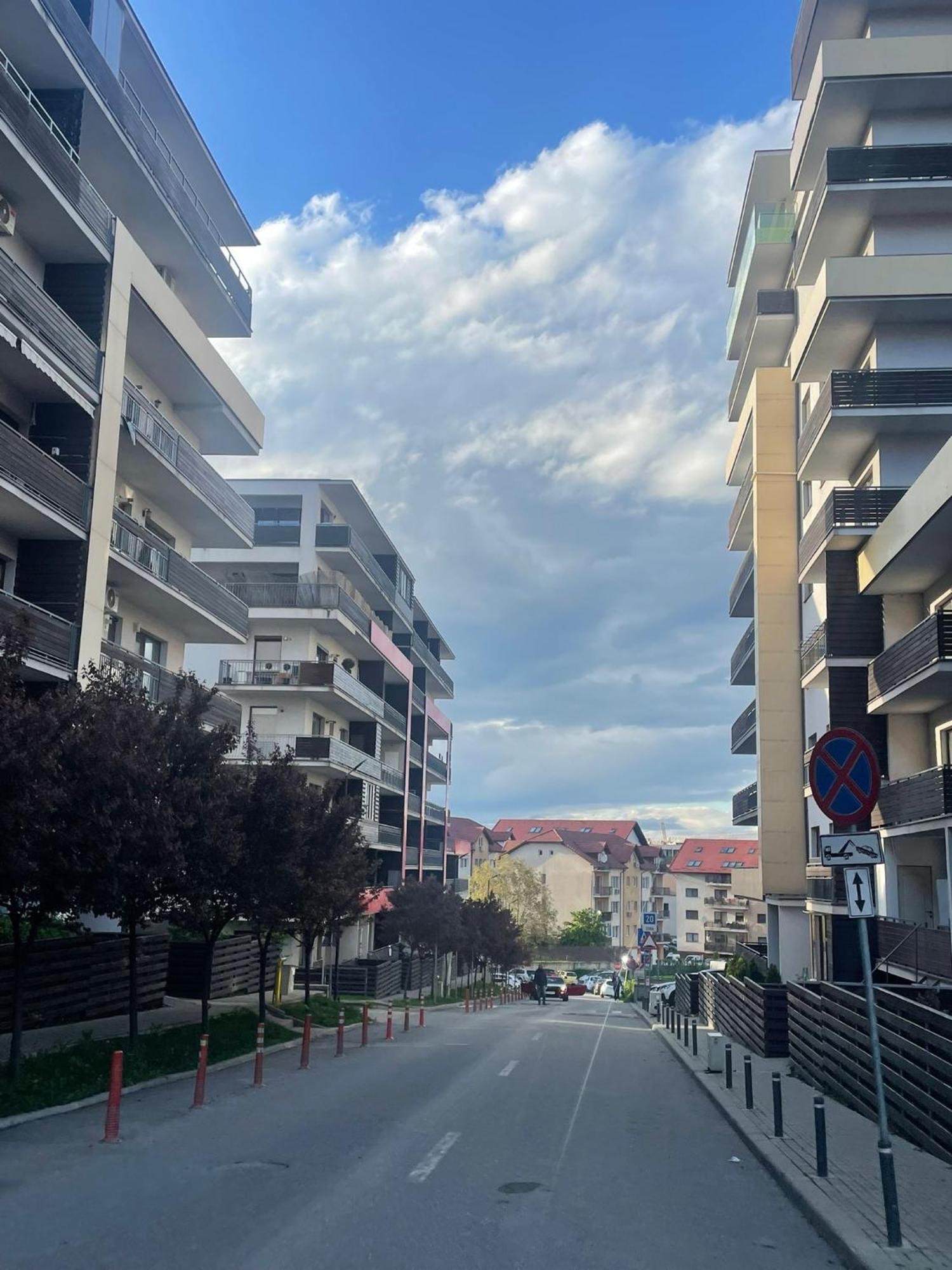 Cozy Apartment With Free Parking Kaloşvar Dış mekan fotoğraf