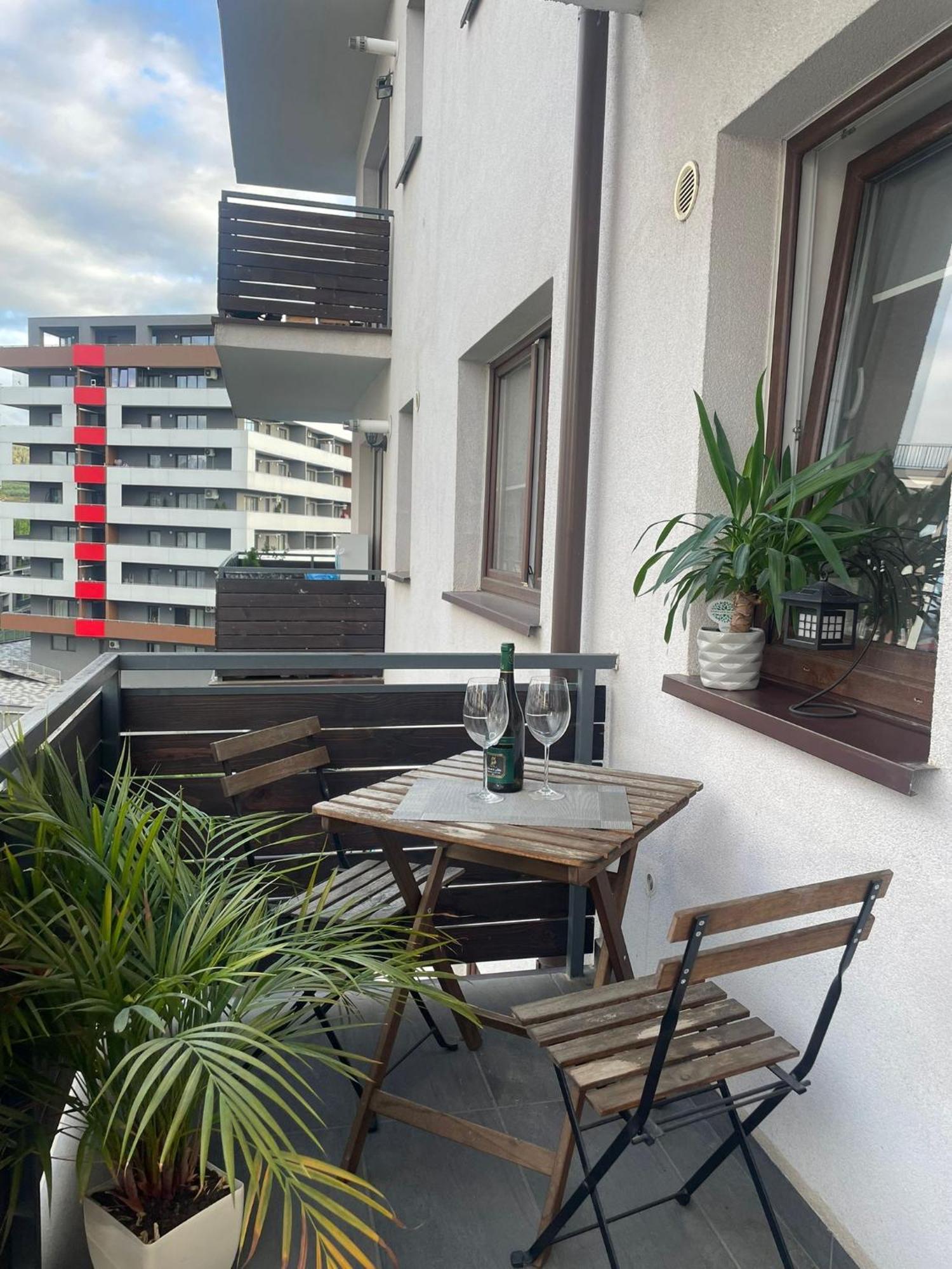 Cozy Apartment With Free Parking Kaloşvar Dış mekan fotoğraf
